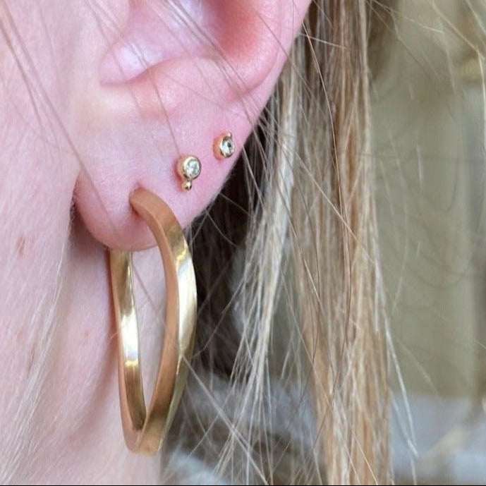 Ribbon hoops No.3 i 18 karat guld