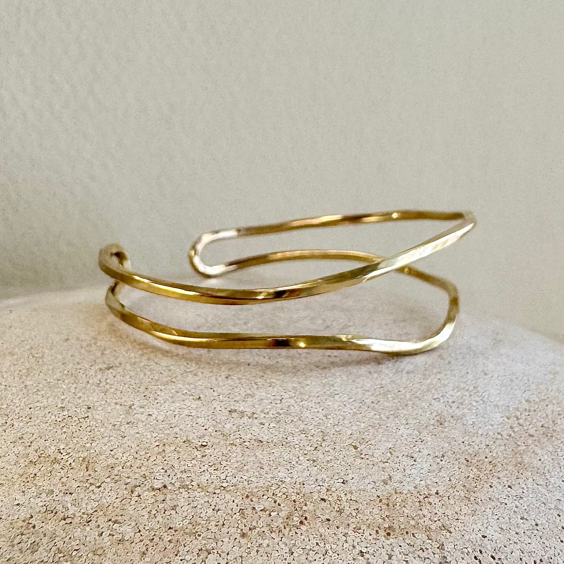 Ribbon dobbelt guldarmbånd, 18 karat guld, håndlavet, Gothersgade, København