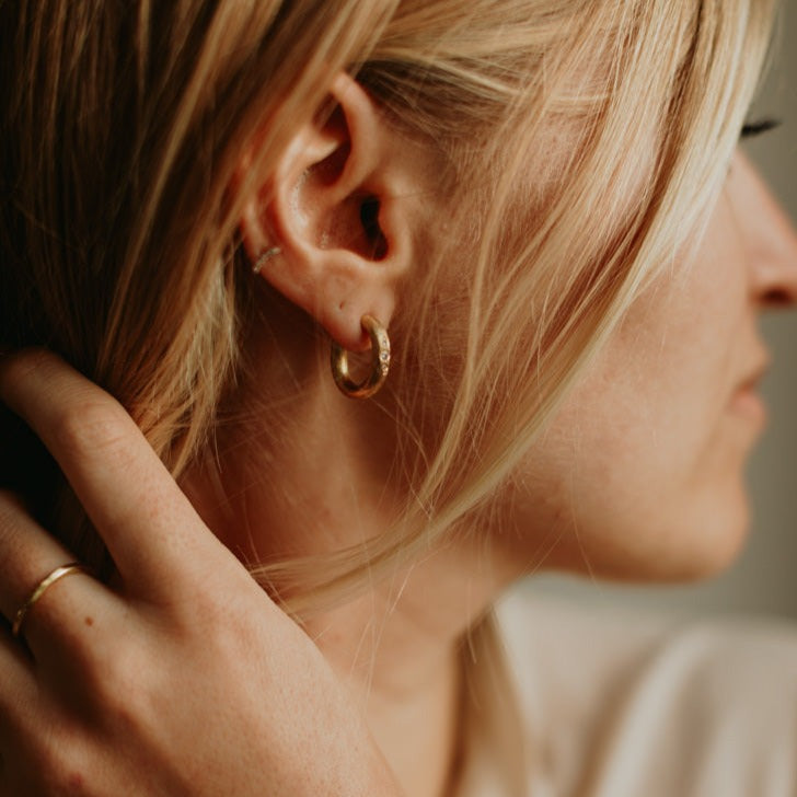 Chunky hoops med Eternity diamanter