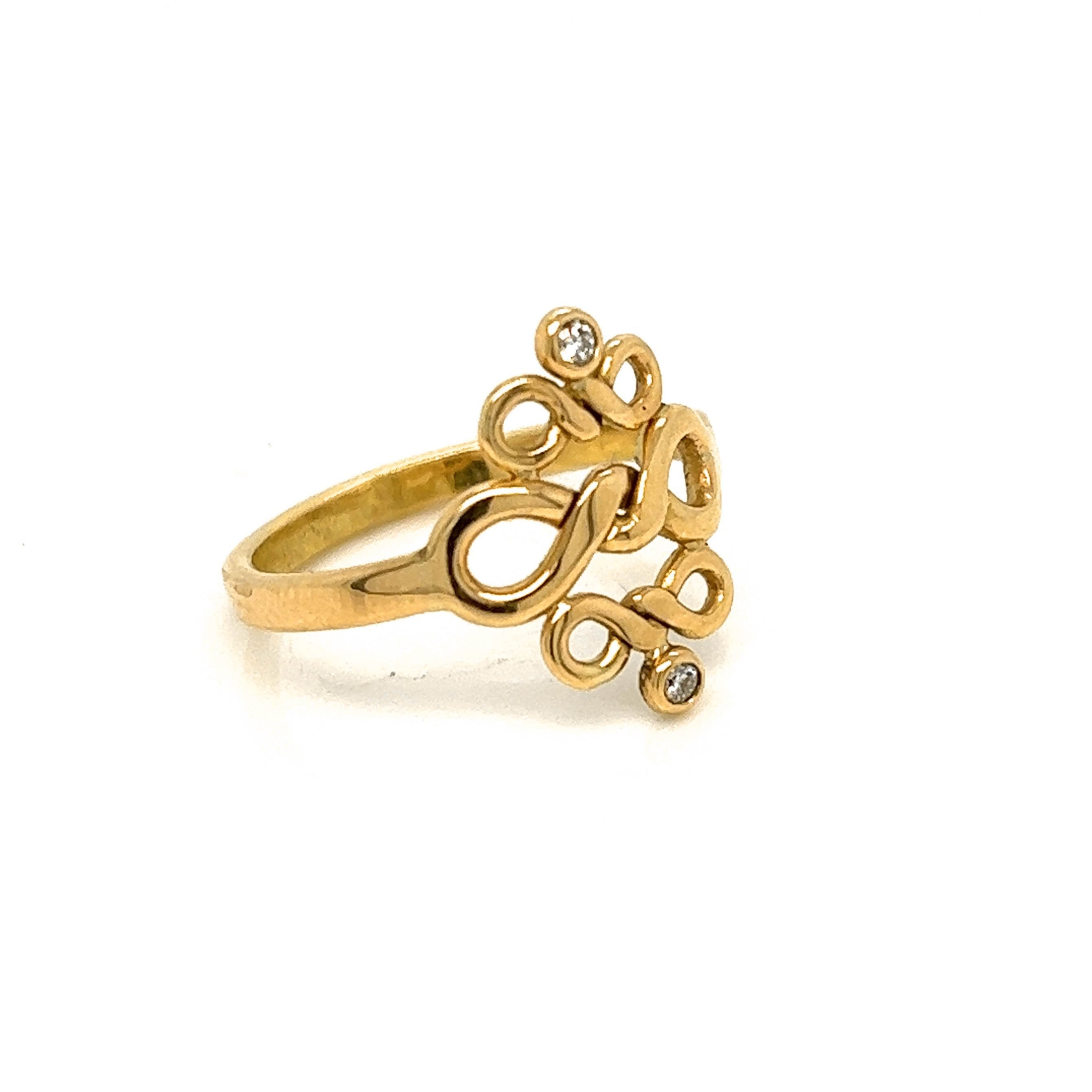 Ring with Eternity loops and diamonds