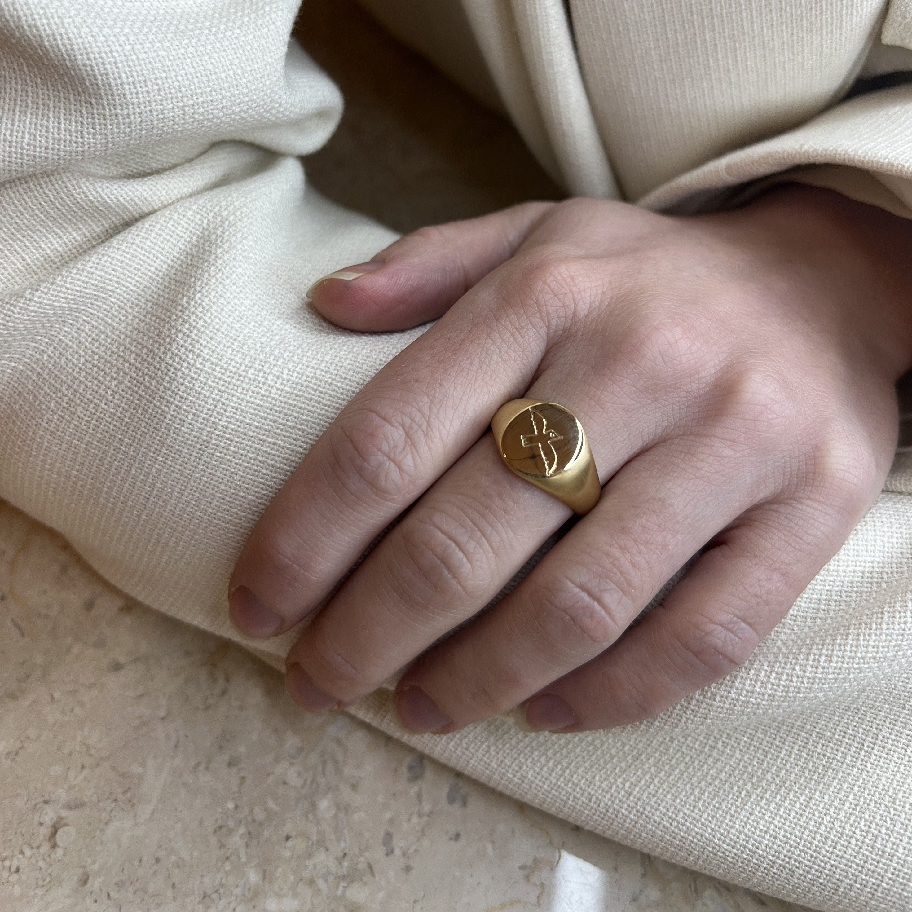 Oval signetring, Bird No.2