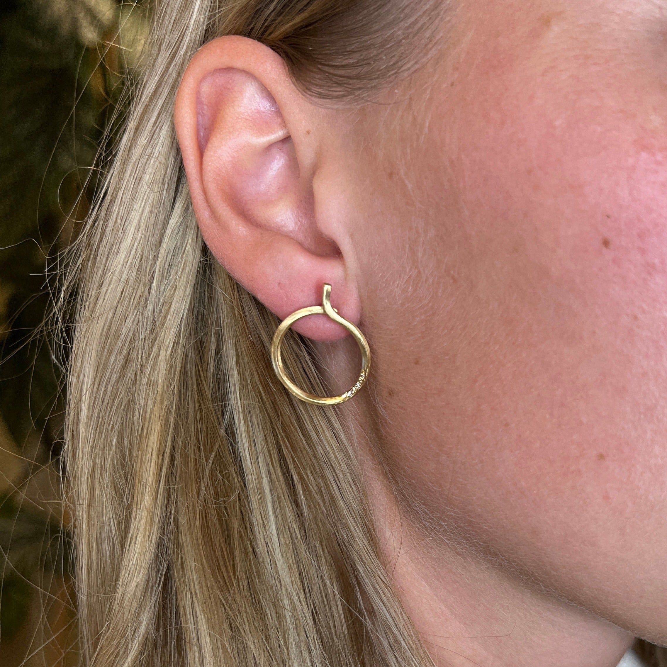Ribbon cirkelørering, No.3