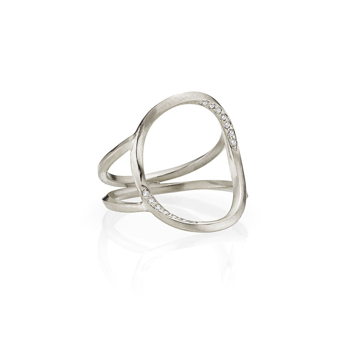 Ribbon circle ring with pavé diamonds, white gold