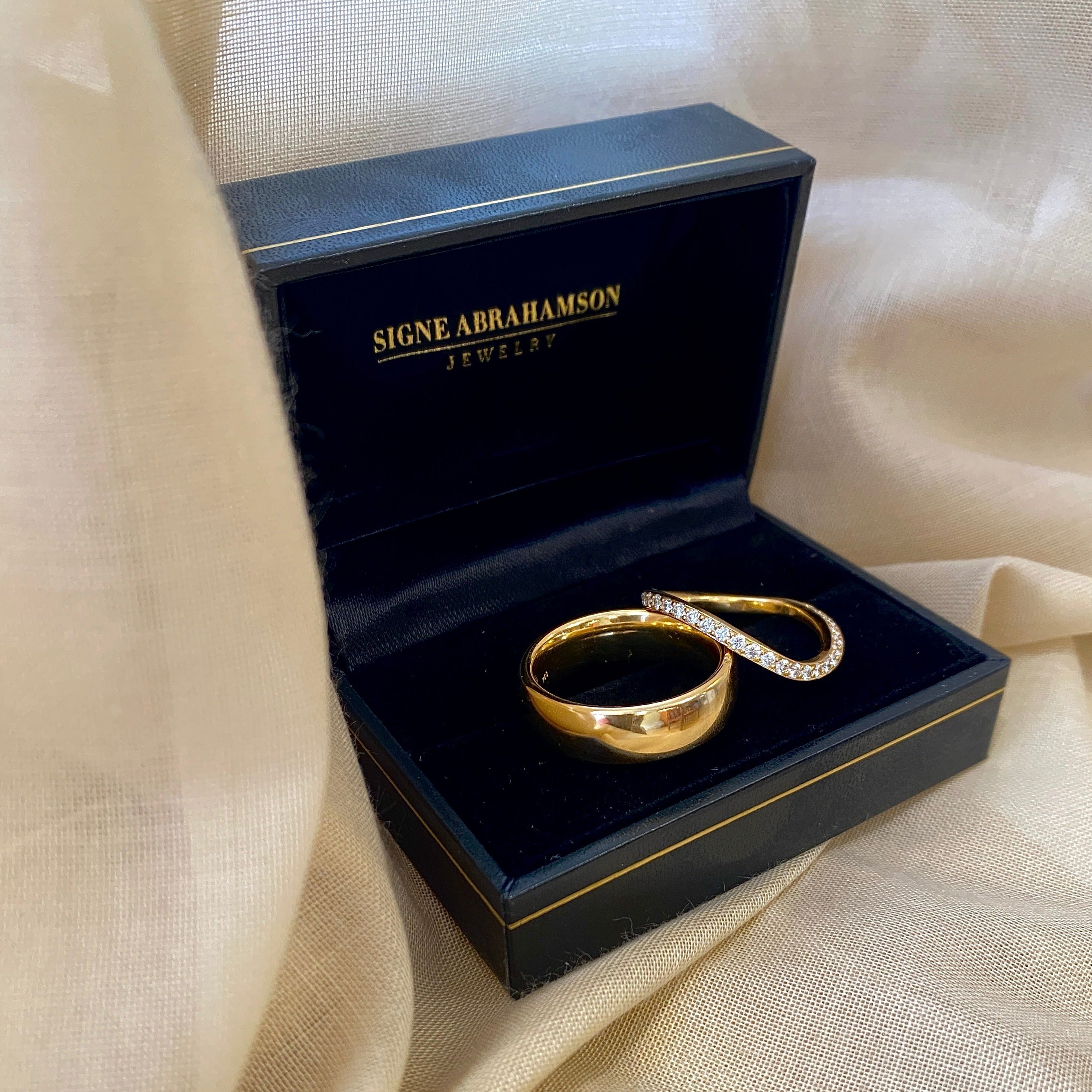 VIELSESRINGE, Ribbon diamantring og Bred herrering