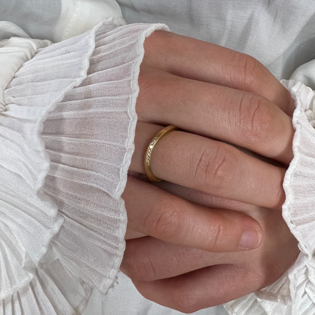 ring-med-pave-diamanter