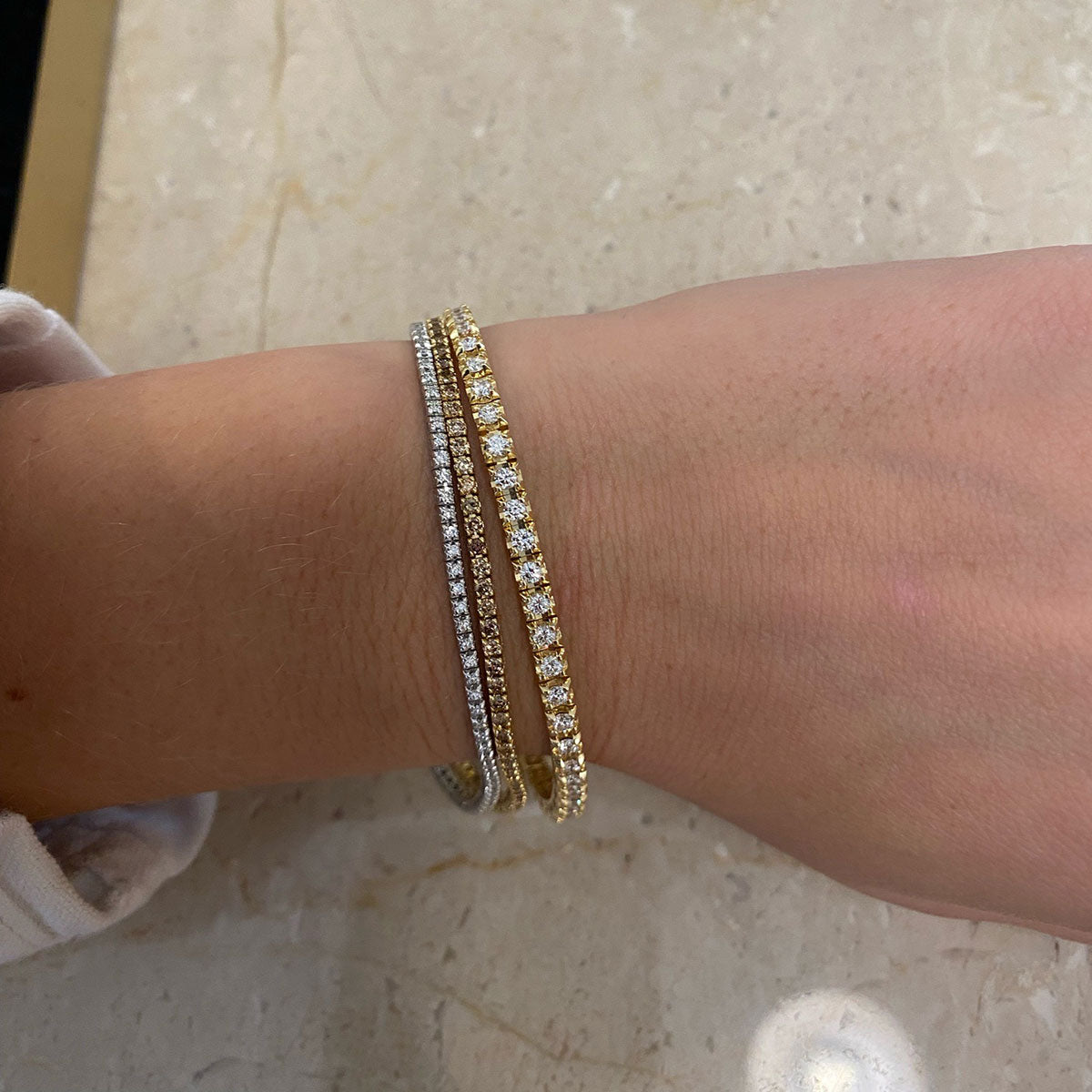Tennisarmbånd i 18karat guld