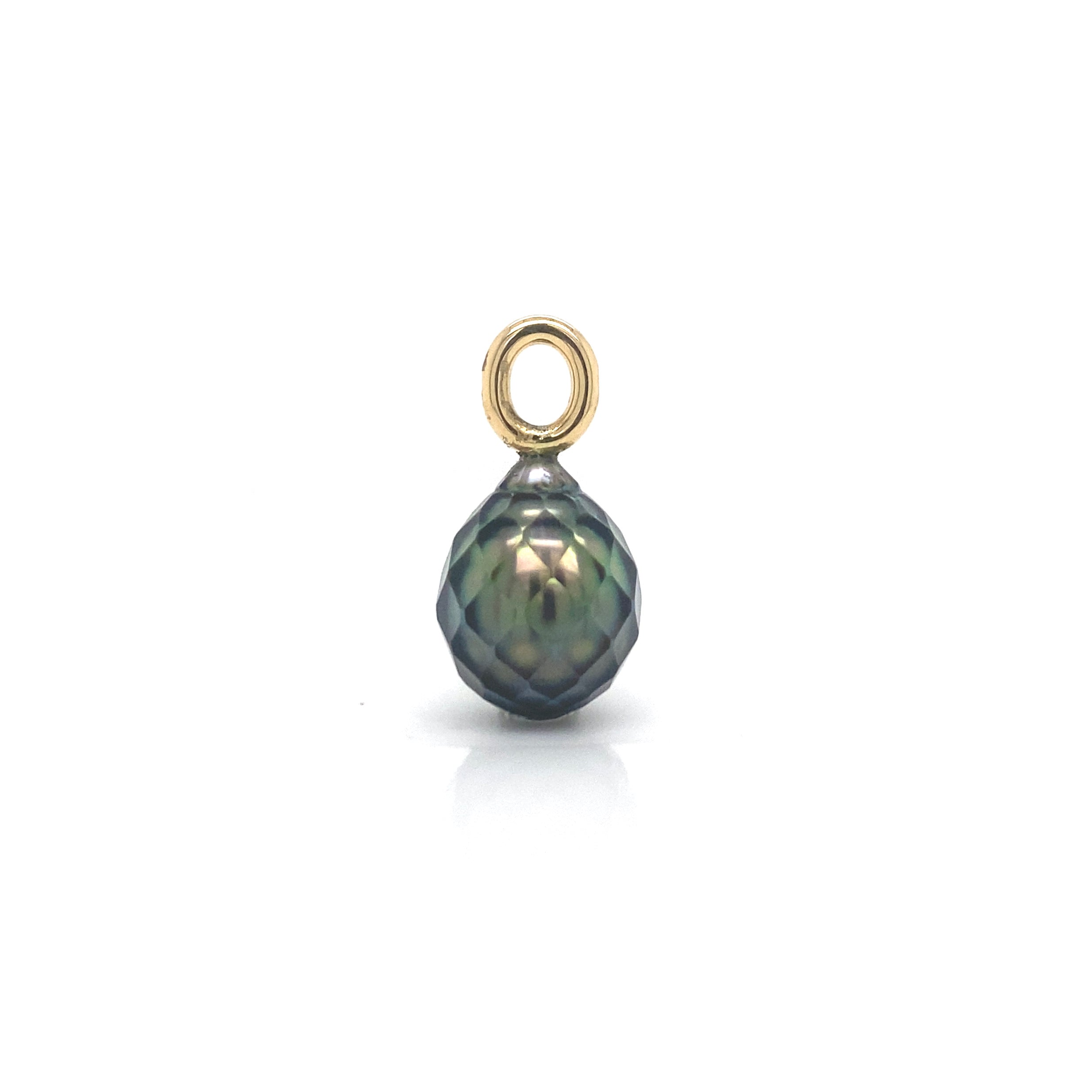 Pendant with dark faceted Tahitian pearl