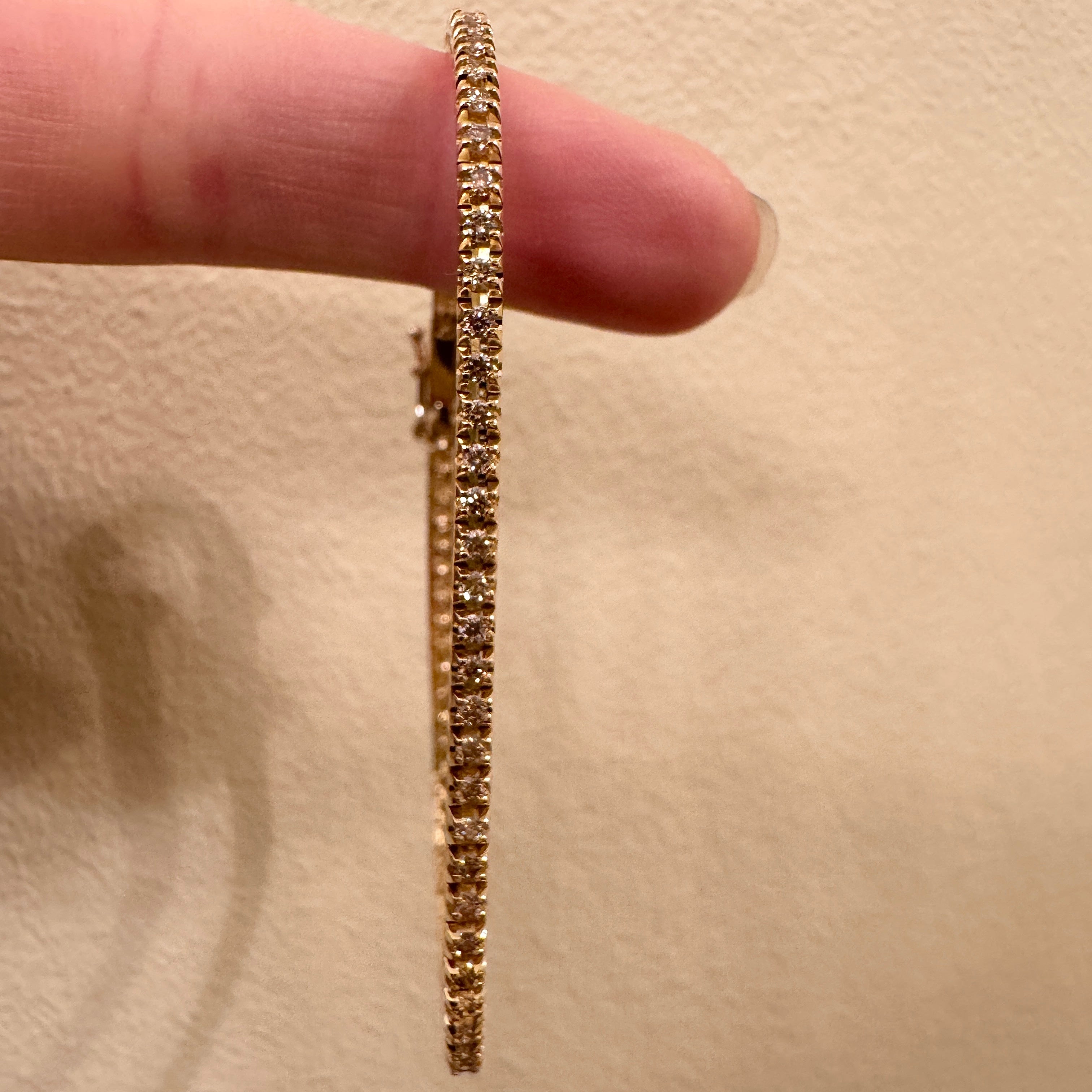 Tennisarmbånd med champagne diamanter