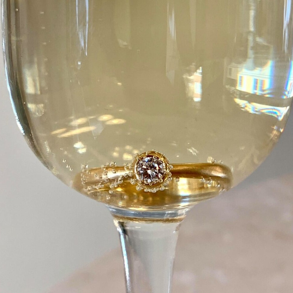 Forlovelsesring med hvid diamant